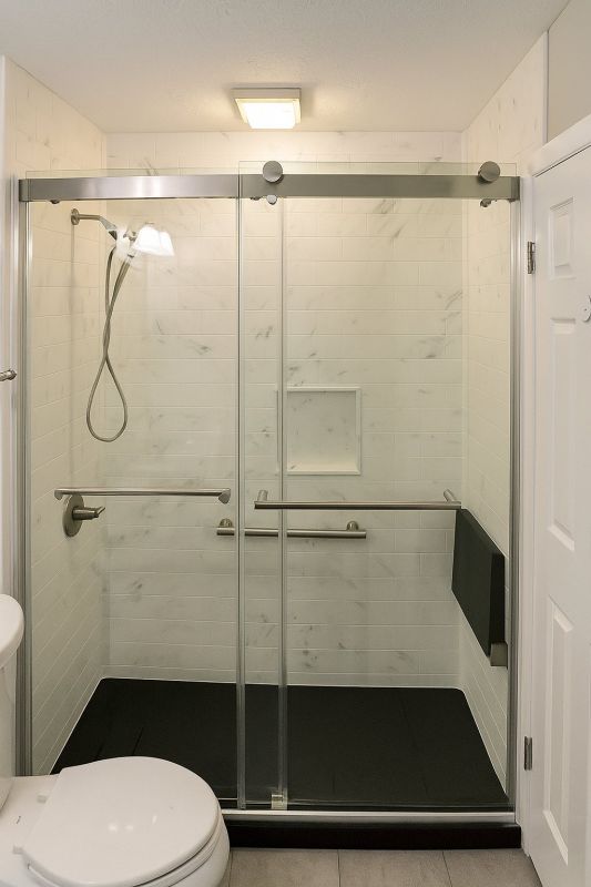 Shower Installation Features That Improve Water Efficiency